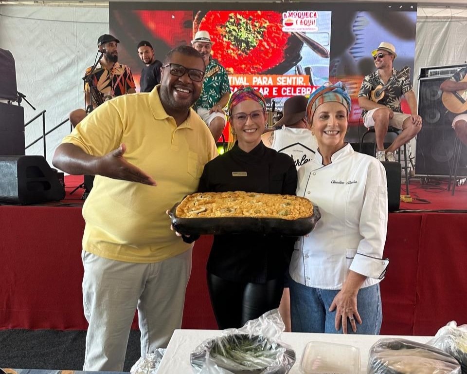 Festival “A Moqueca é Aqui” movimenta Guarapari e fortalece economia local