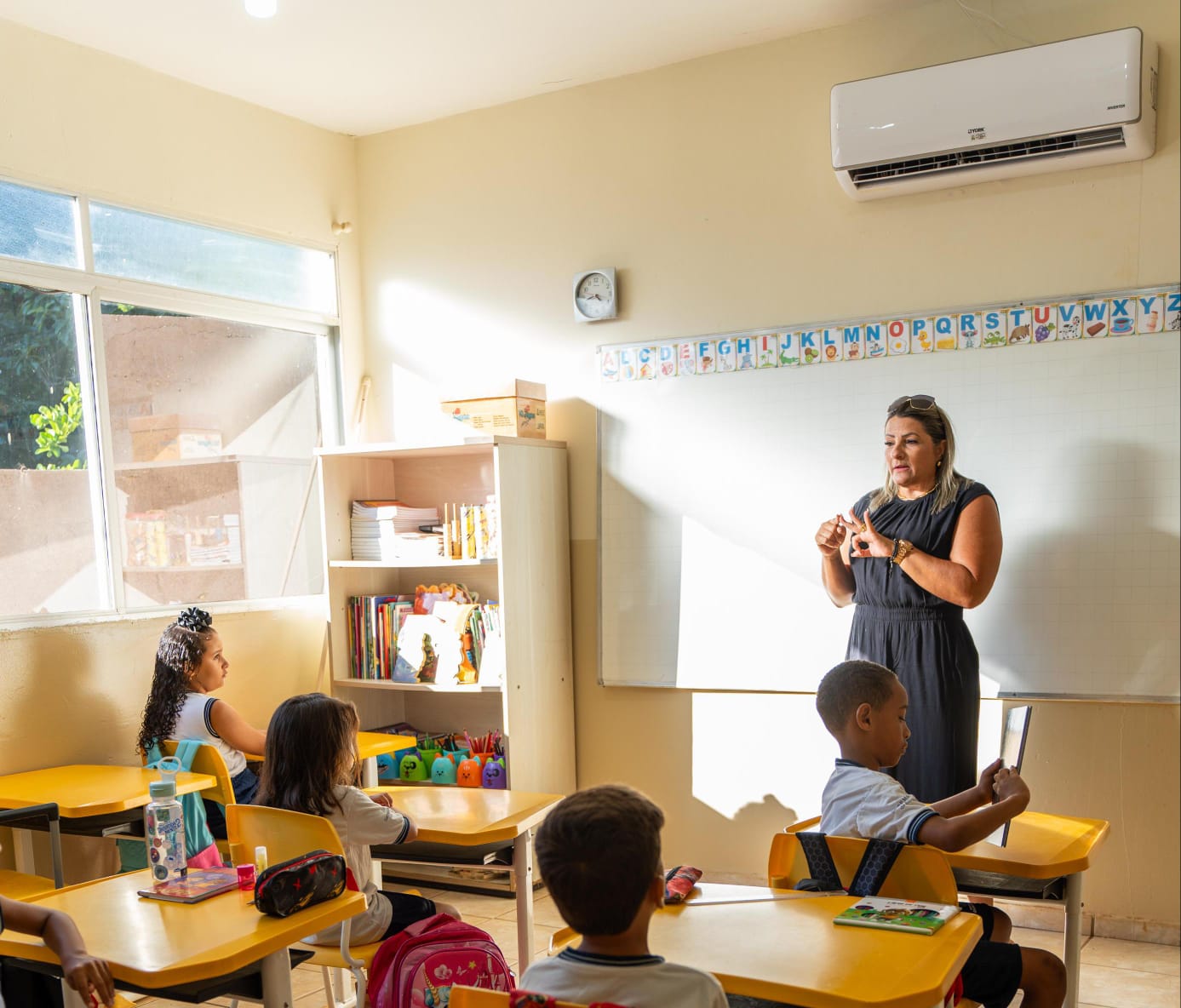 Primeira escola rural de Guarapari é climatizada, beneficiando alunos e professores